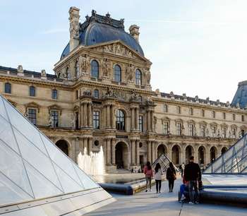 Louvre